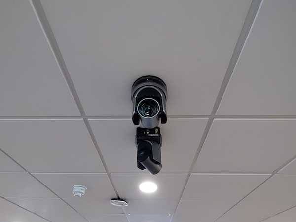 ISSAV MU John Hume QSC Camera